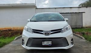 Toyota Sienna 2020