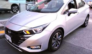 Nissan Versa Advance 2023