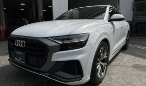Audi Q8 S LINE 2021