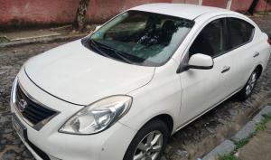 Nissan Versa Advance 2012