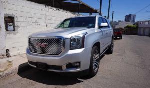 GMC Yukon Denali 2017