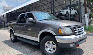 Ford Lobo 2003