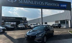 Nissan Versa 2023