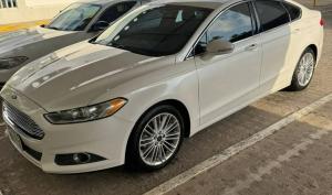 Ford Fusion SE Luxury 2016