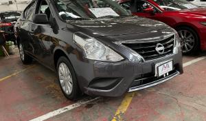 Nissan Versa 2020