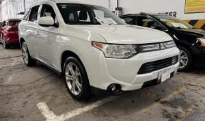 Mitsubishi Outlander 2014