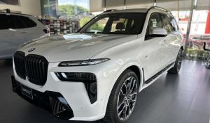 BMW X7 2025