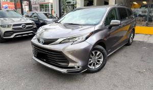 Toyota Sienna 2021