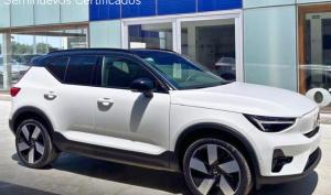 Volvo XC40 2024