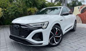 Audi Q8 HYBRID S-LINE 2024