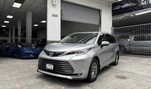 Toyota Sienna 2021