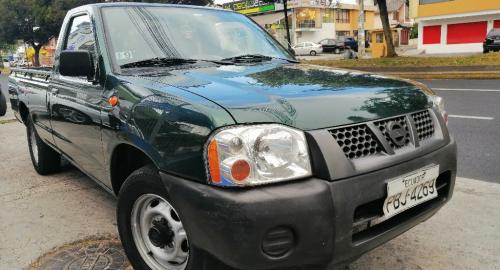 Nissan np300 2010