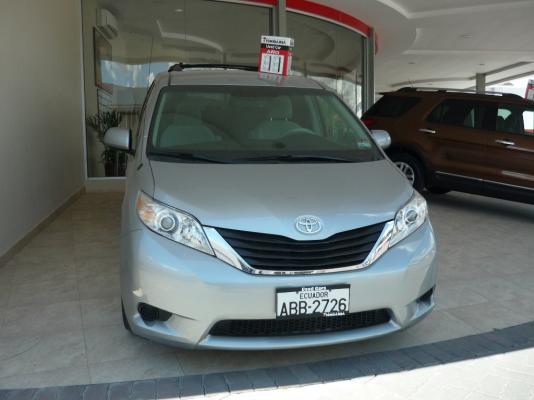 toyota sienna ecuador #4