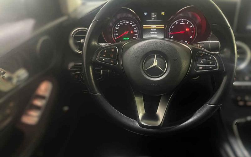 Mercedes Benz