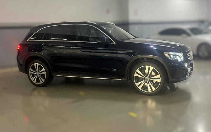 Mercedes Benz