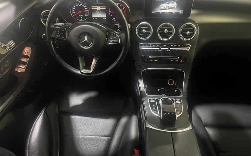Mercedes Benz