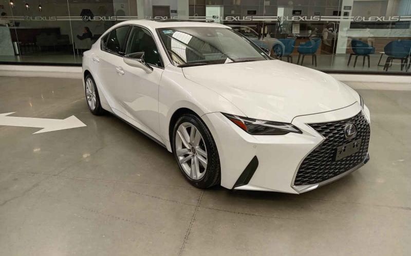Lexus