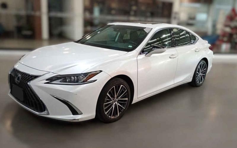 Lexus