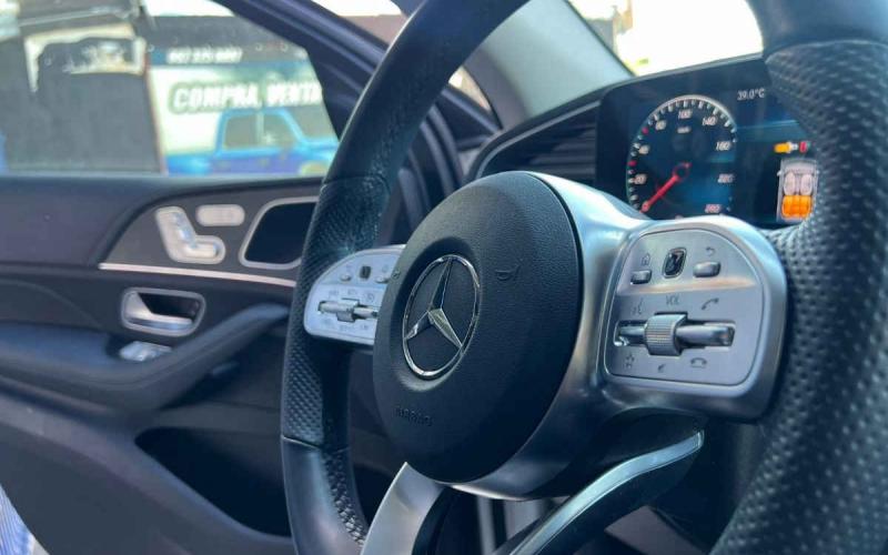 Mercedes Benz