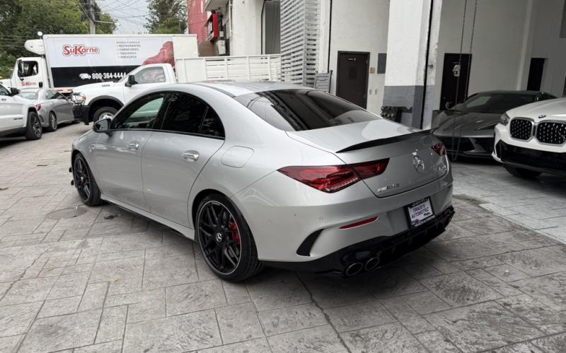 Mercedes Benz