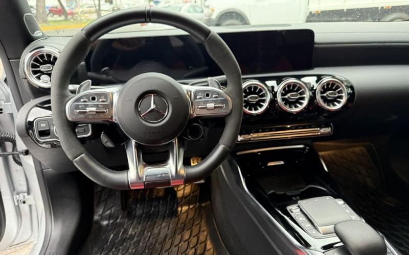 Mercedes Benz
