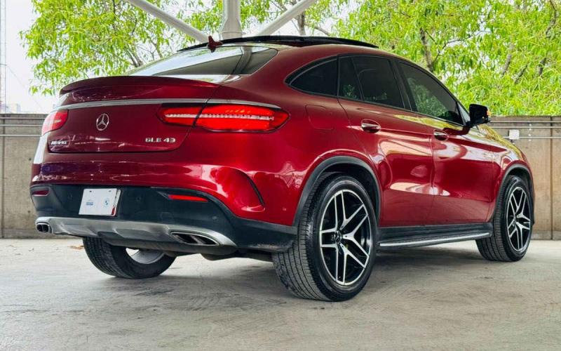 Mercedes Benz