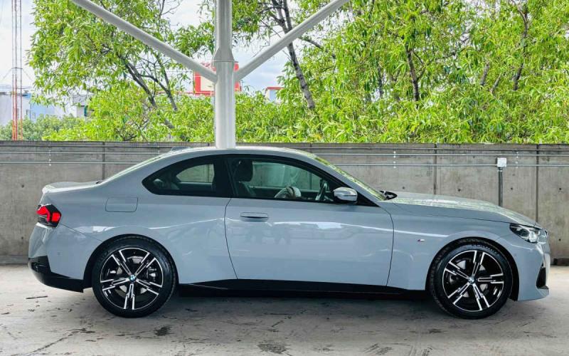 BMW