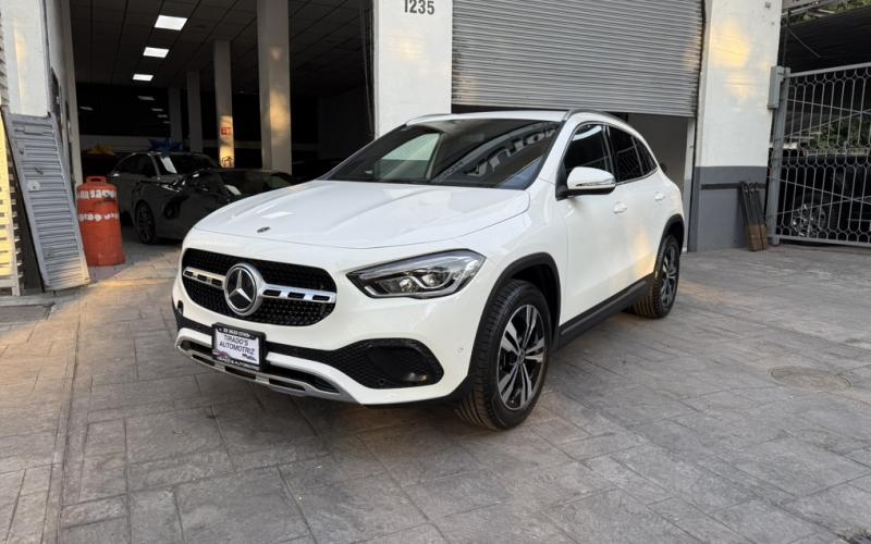 Mercedes Benz