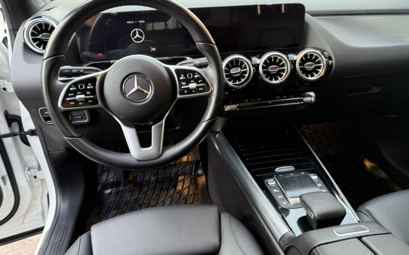Mercedes Benz