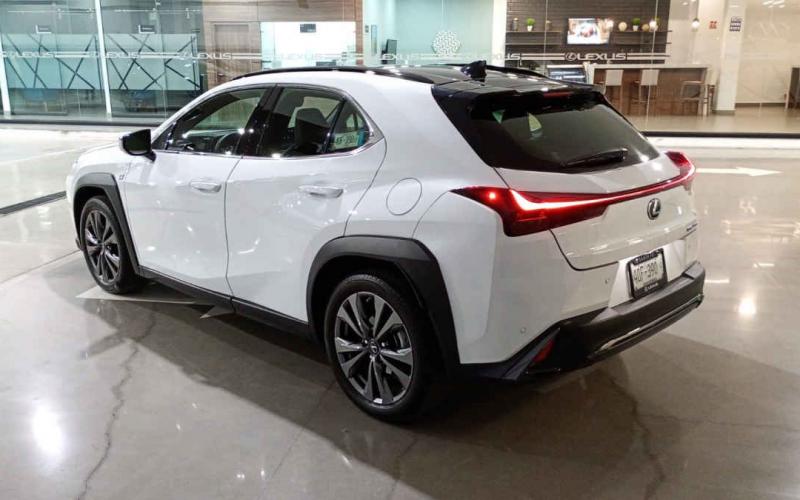 Lexus