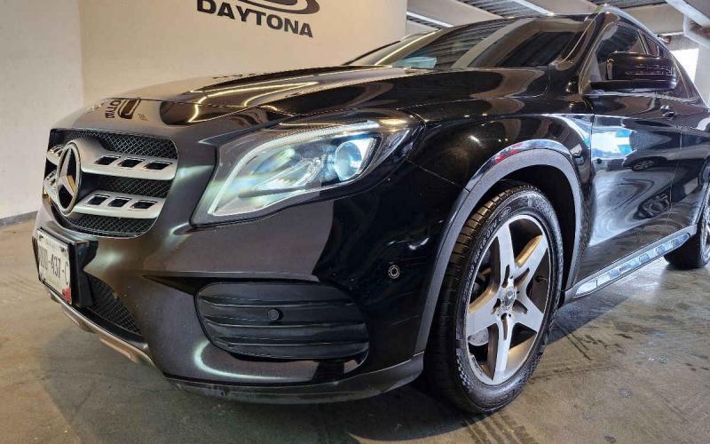 Mercedes Benz
