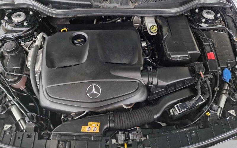 Mercedes Benz