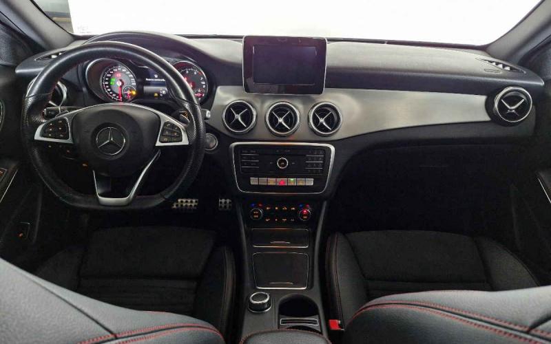 Mercedes Benz