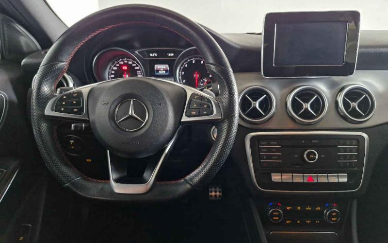 Mercedes Benz