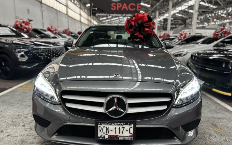 Mercedes Benz
