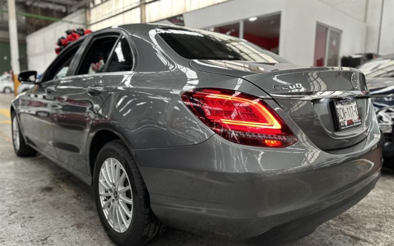 Mercedes Benz
