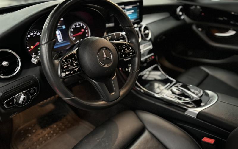 Mercedes Benz