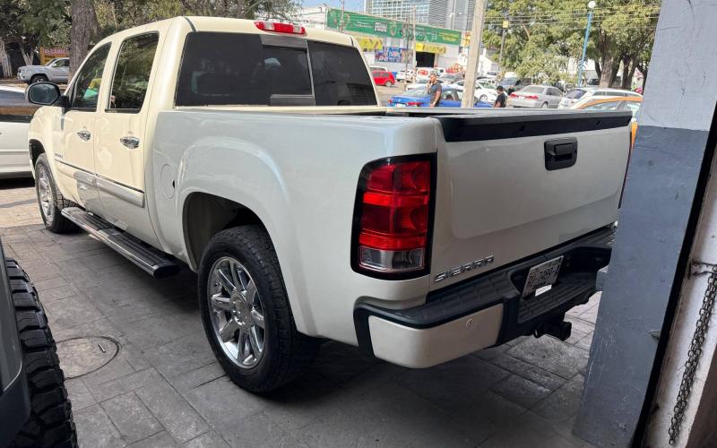 GMC