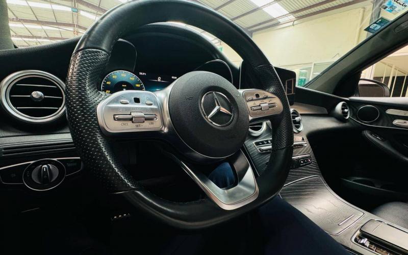 Mercedes Benz