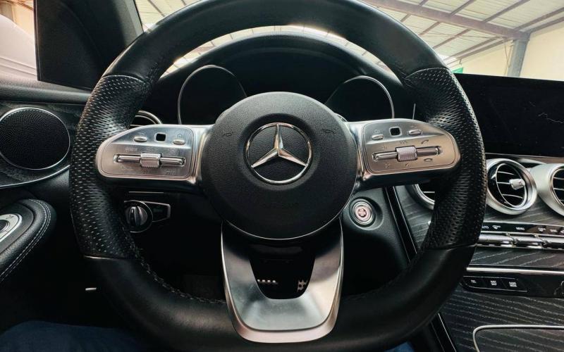 Mercedes Benz