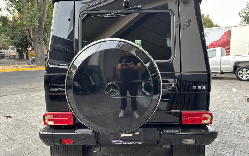 Mercedes Benz