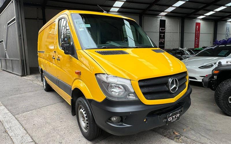 Mercedes Benz