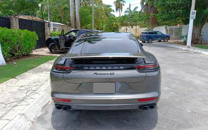 Porsche