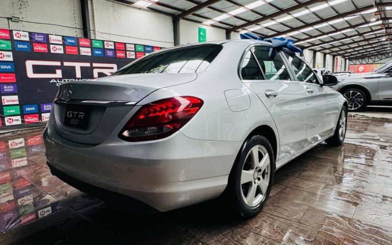 Mercedes Benz