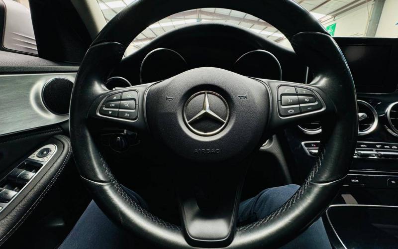 Mercedes Benz