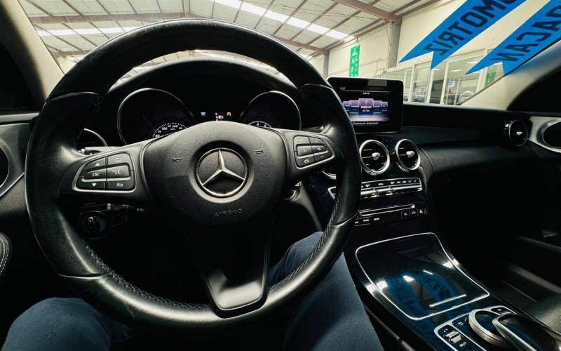 Mercedes Benz