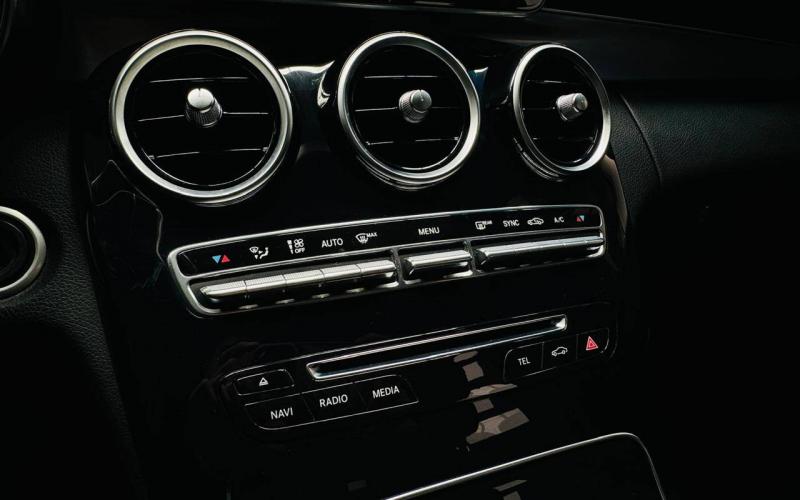Mercedes Benz