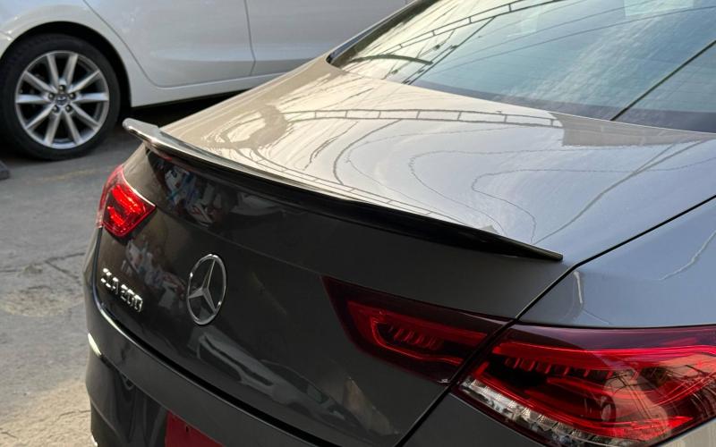 Mercedes Benz