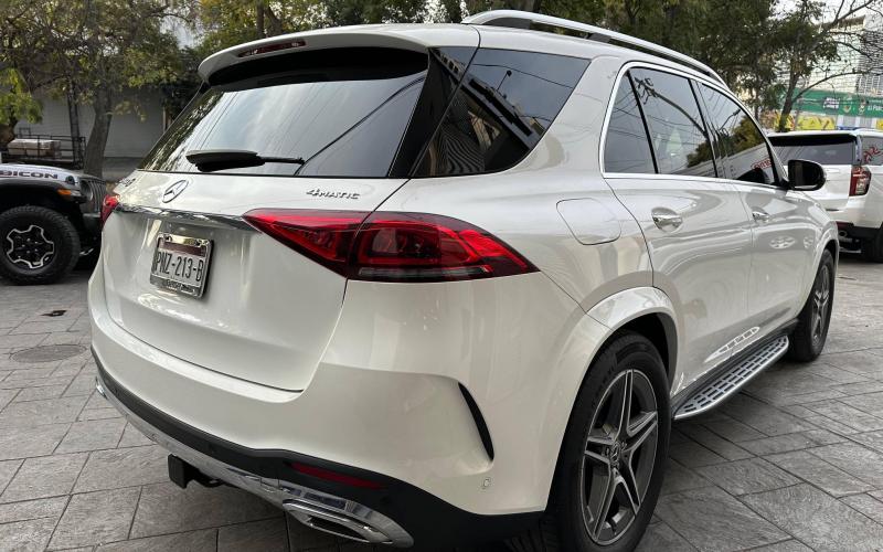 Mercedes Benz