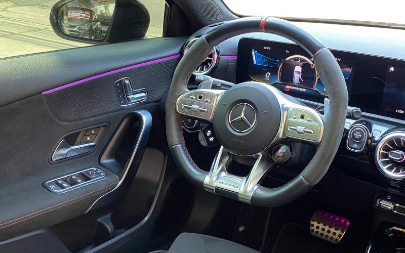 Mercedes Benz